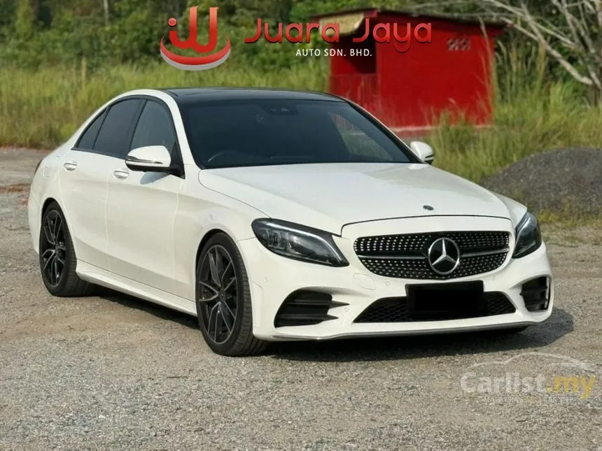 2018 Mercedes-Benz C300 AMG Line Sedan