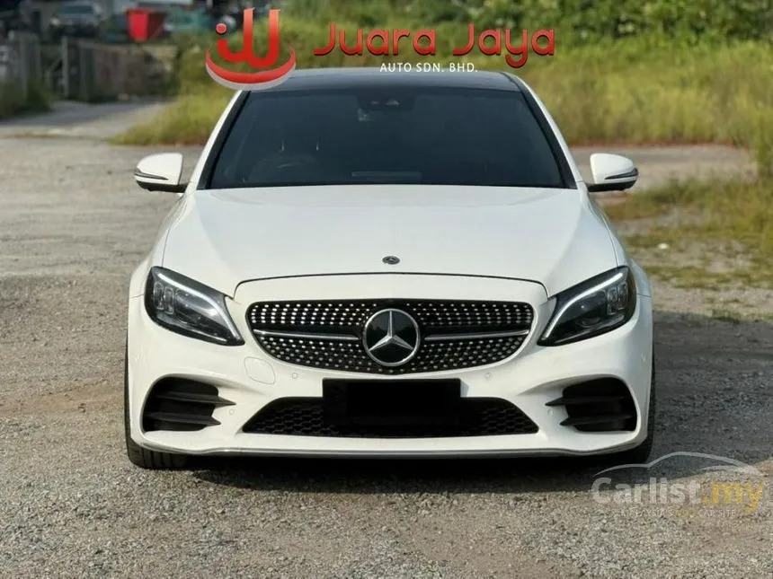 2018 Mercedes-Benz C300 AMG Line Sedan