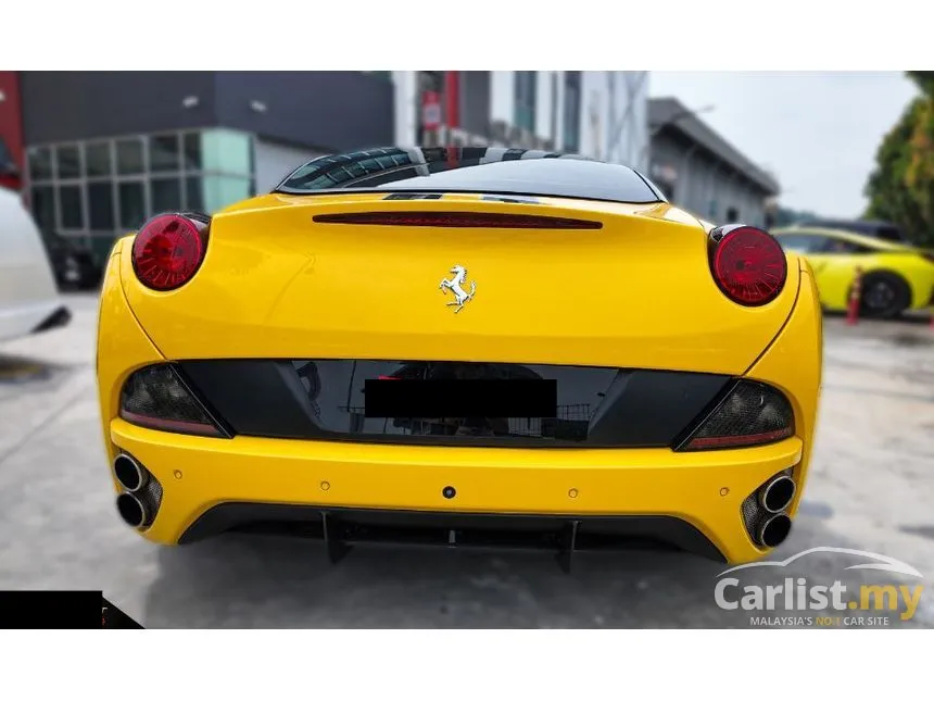 2013 Ferrari California Convertible