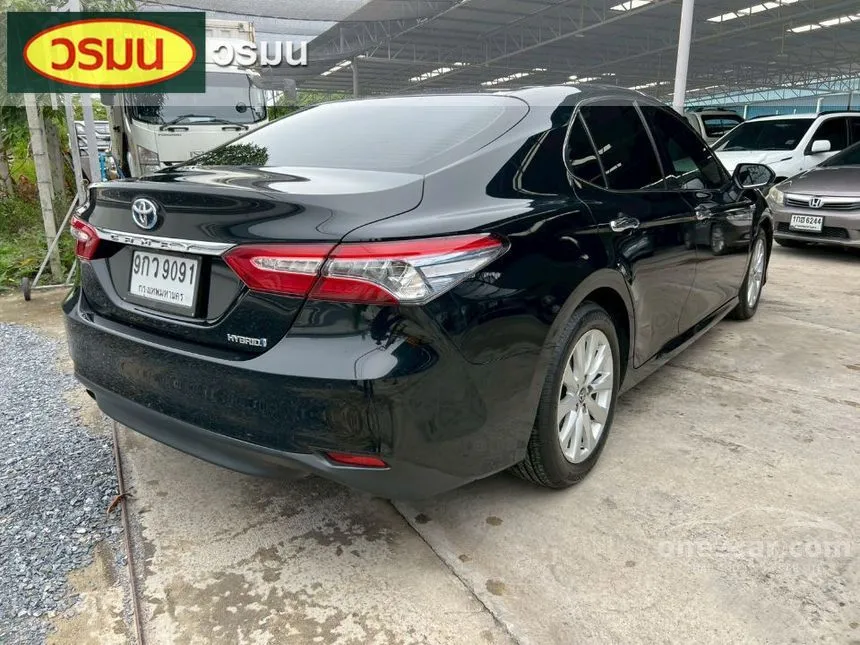 2019 Toyota CAMRY Hybrid Premium Sedan
