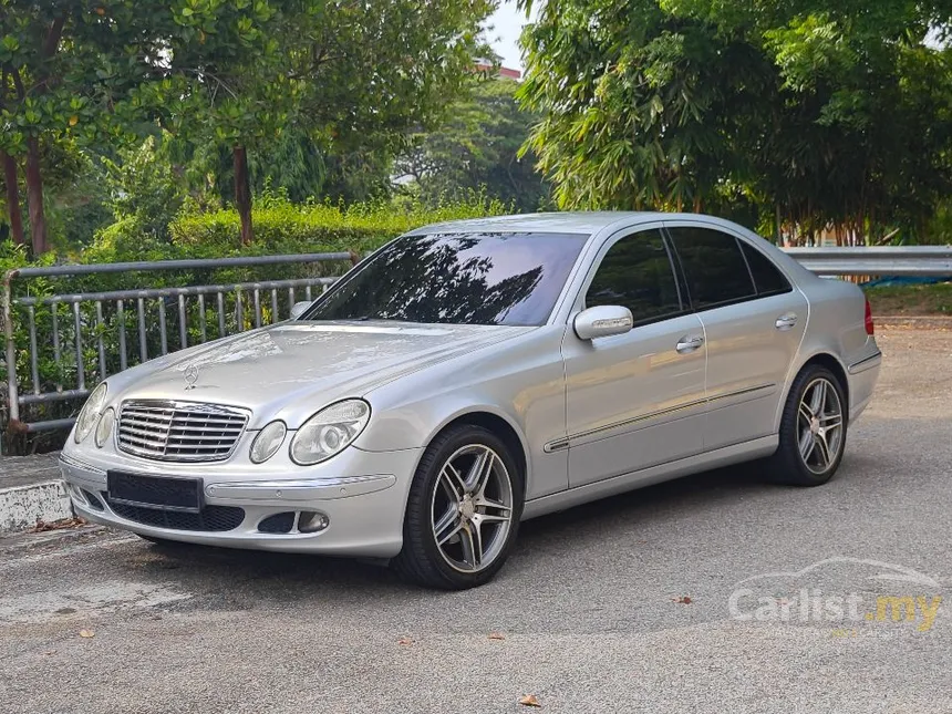 2006 Mercedes-Benz E200 Sedan