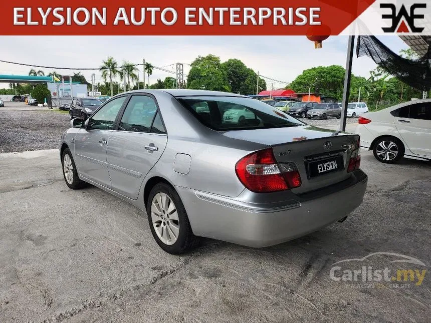 2002 Toyota Camry V Sedan