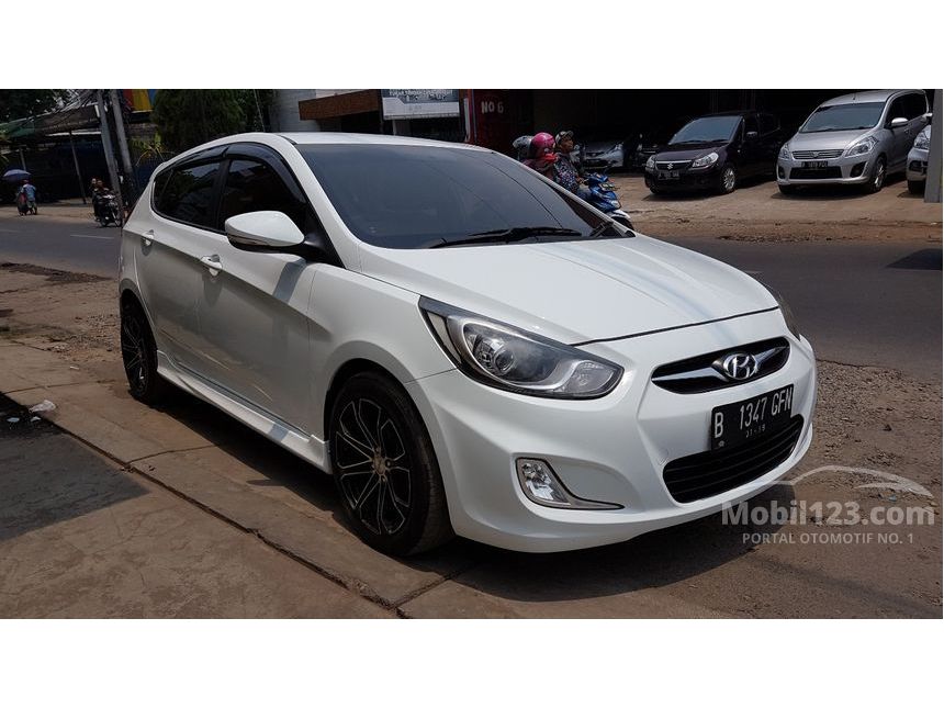 Jual Mobil  Hyundai Grand Avega 2013 SG 1 4 di DKI Jakarta 