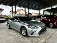 2019 Lexus ES 250 2.5 Luxury Sedan