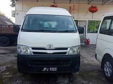 2013 Toyota Hiace 2.7 Window Van