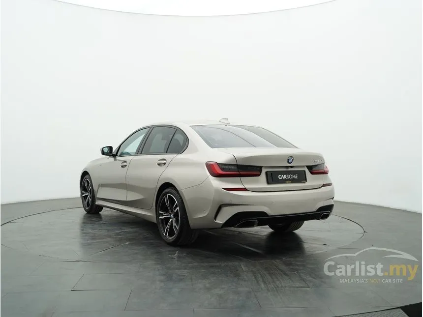 2022 BMW 330Li M Sport Sedan
