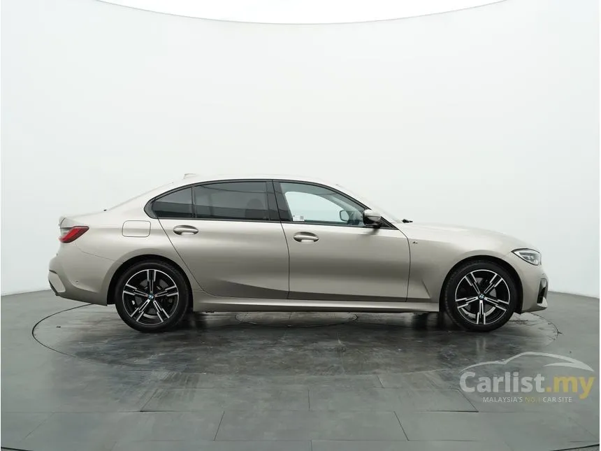 2022 BMW 330Li M Sport Sedan