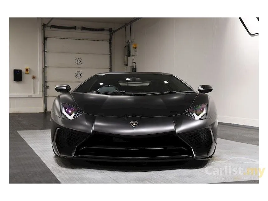 2016 Lamborghini Aventador LP750-4 Superveloce Coupe