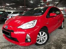 2015 Toyota Prius C 1.5 Hybrid Hatchback FULL SERVICE RECOURD ONE LADY OWNER LIKE NEW CAR