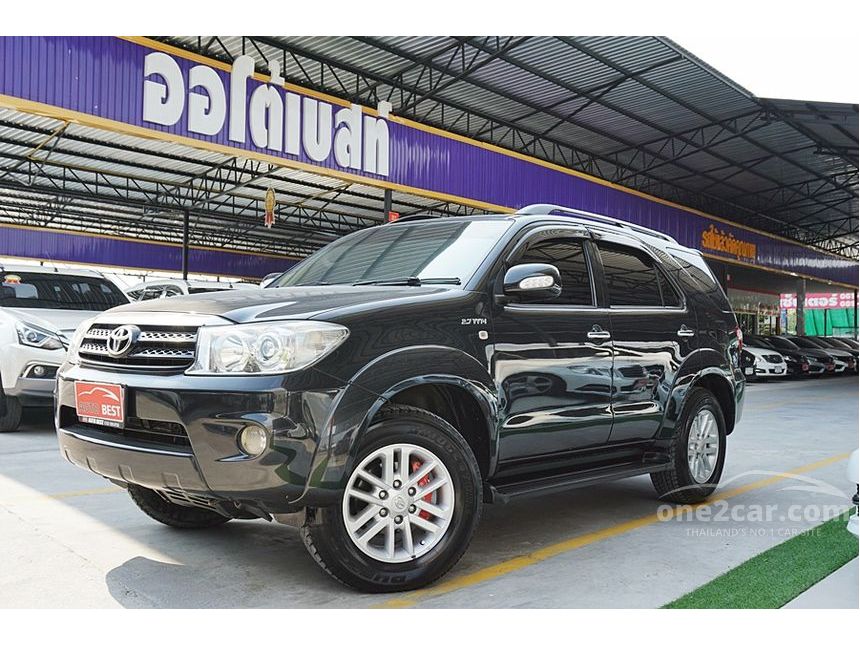 Toyota fortuner 2009