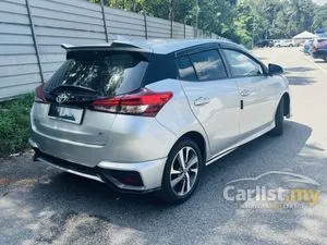 2022 Toyota Yaris 1.5 E Hatchback
