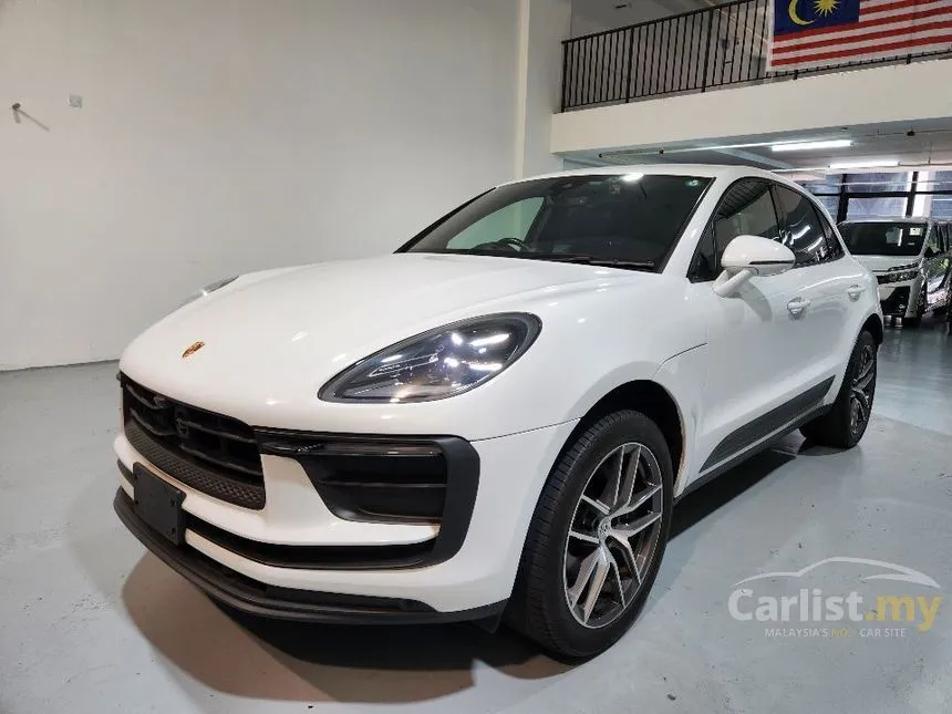 2022 Porsche Macan SUV