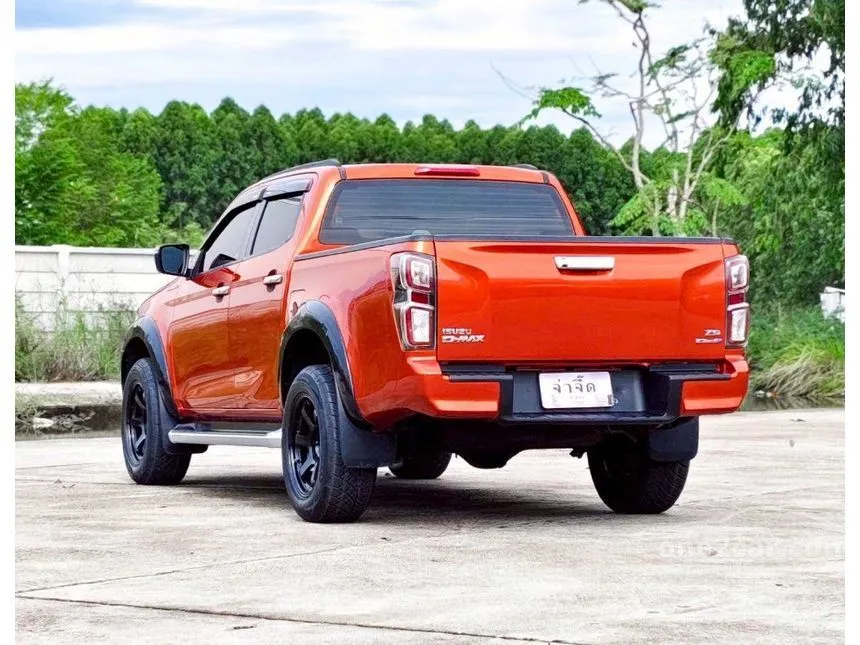 2019 Isuzu D-MAX Hi-Lander Stealth Z-Prestige Cab-4 Pickup