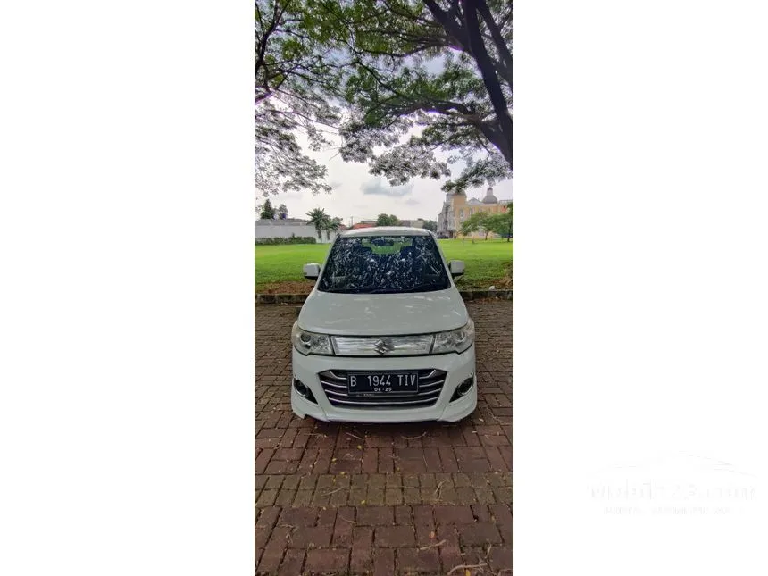Jual Mobil Suzuki Karimun Wagon R 2015 GS Wagon R 1.0 di Banten Automatic Hatchback Putih Rp 90.000.000