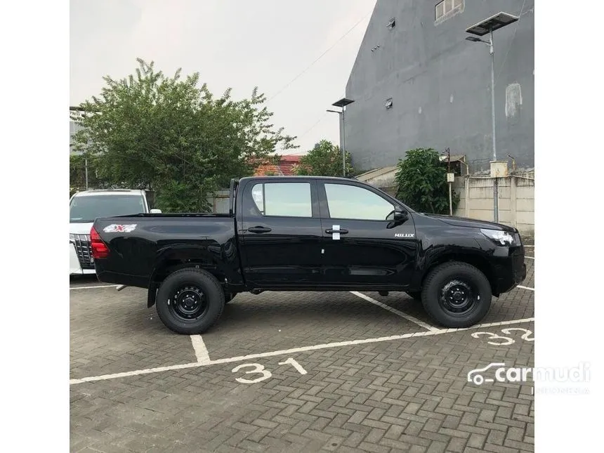 2022 Toyota Hilux E Pick-up