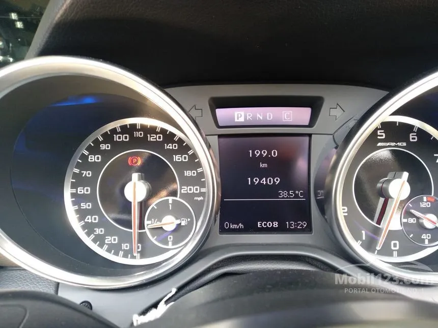 2012 Mercedes-Benz AMG SLK55 Convertible