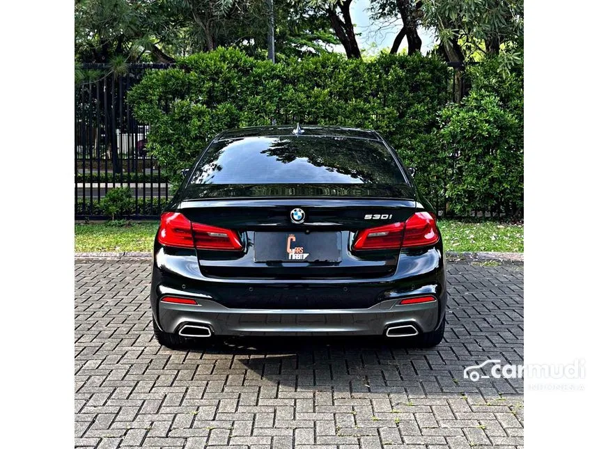 2019 BMW 530i M Sport Sedan
