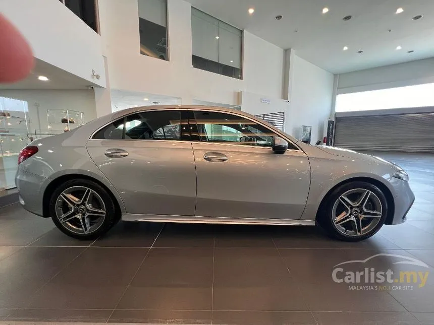 2025 Mercedes-Benz A250 4MATIC AMG Line Sedan