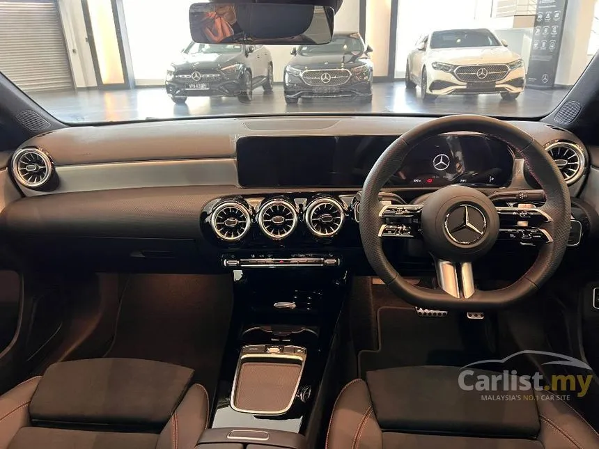 2025 Mercedes-Benz A250 4MATIC AMG Line Sedan