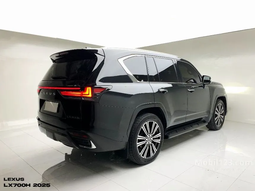 2026 Lexus LX 700h SUV