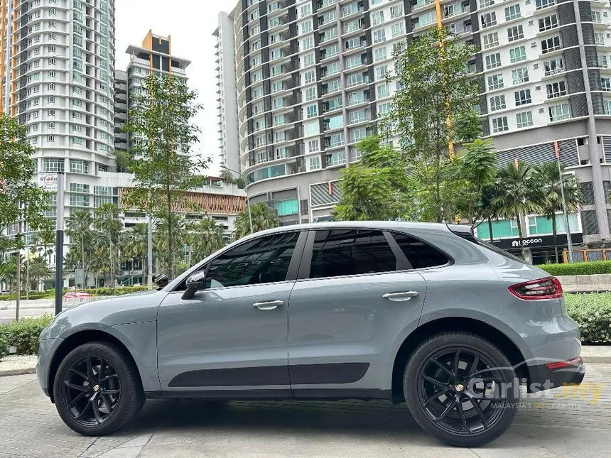 2019 Porsche Macan SUV