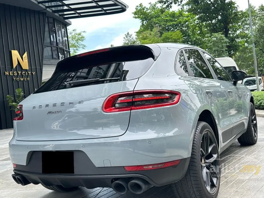2019 Porsche Macan SUV