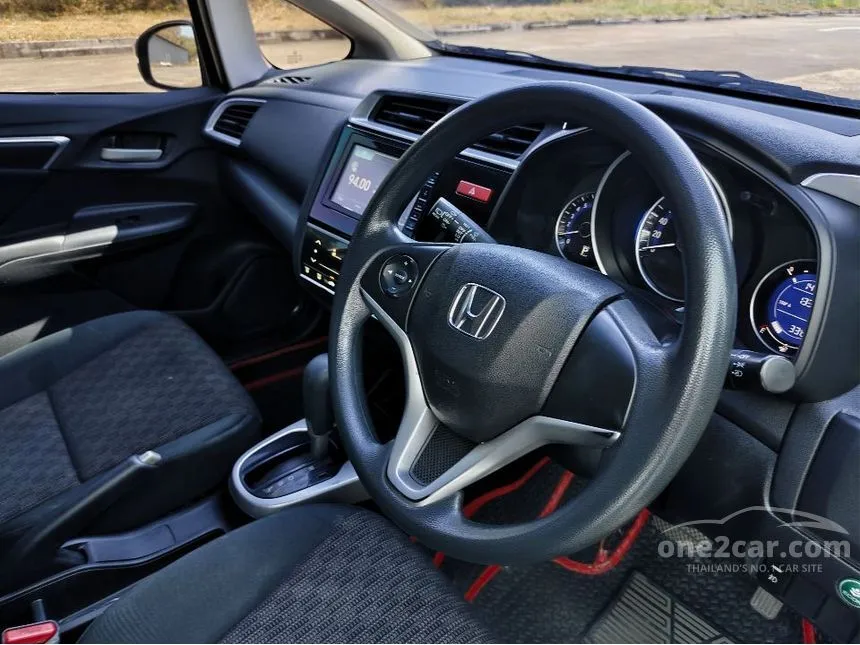 2017 Honda JAZZ V+ Hatchback