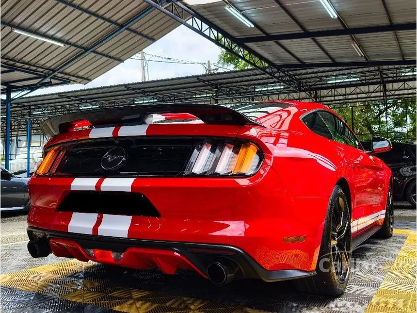 2016 Ford MUSTANG EcoBoost Coupe