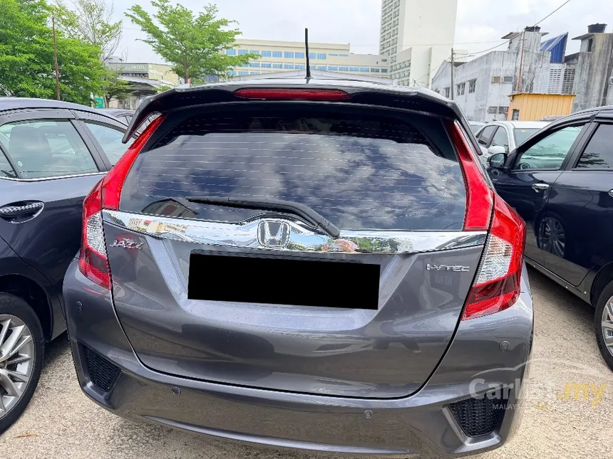 2016 Honda Jazz V Hatchback