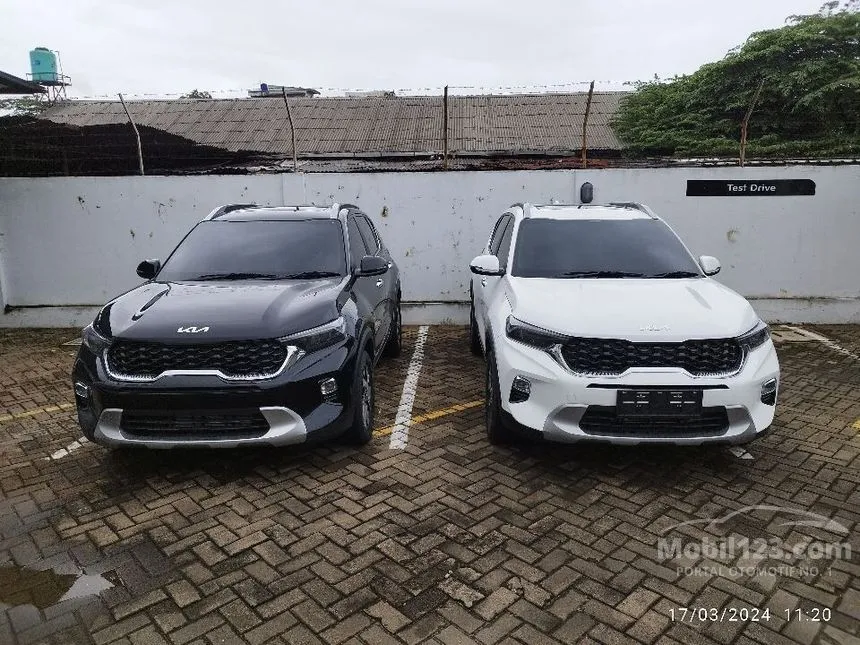 Jual Mobil KIA Sonet 2023 Premiere 1.5 di Banten Automatic Wagon Putih Rp 297.999.999