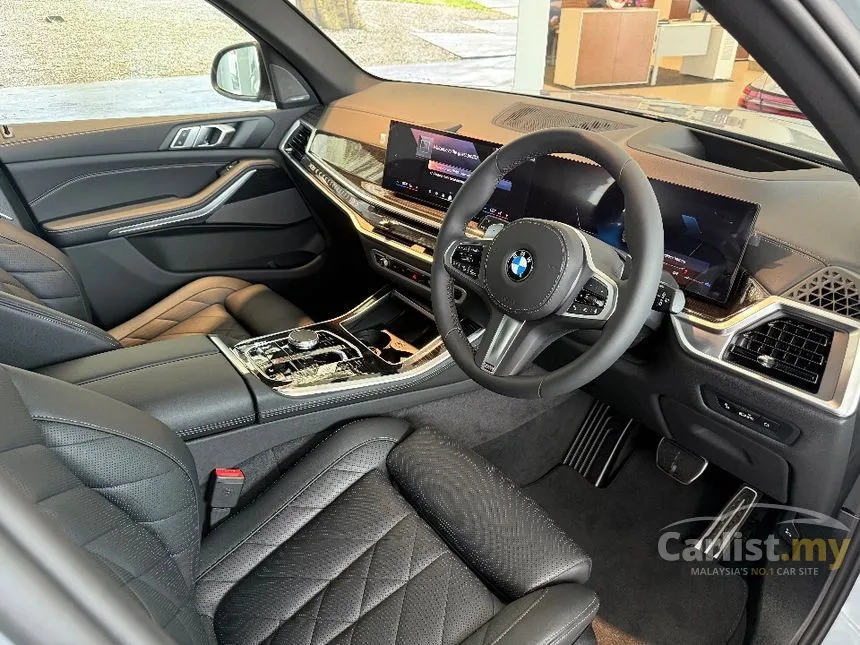2025 BMW X5 xDrive40i M Sport SUV