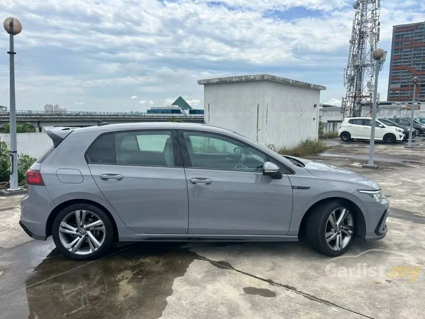 2022 Volkswagen Golf TSI R-Line Hatchback
