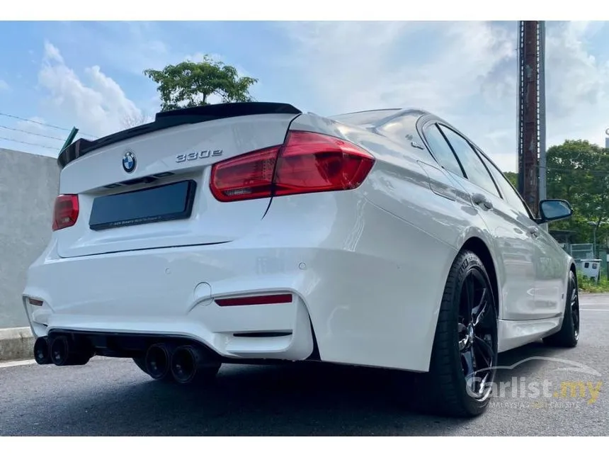 2018 BMW 330e M Sport Sedan
