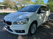 BMW 220i 2.0 Gran Tourer MPV (A) 2016 Full Service Record Still Under Warranty 1 Lady Owner Only Original Paint TipTop Condition View to Confirm