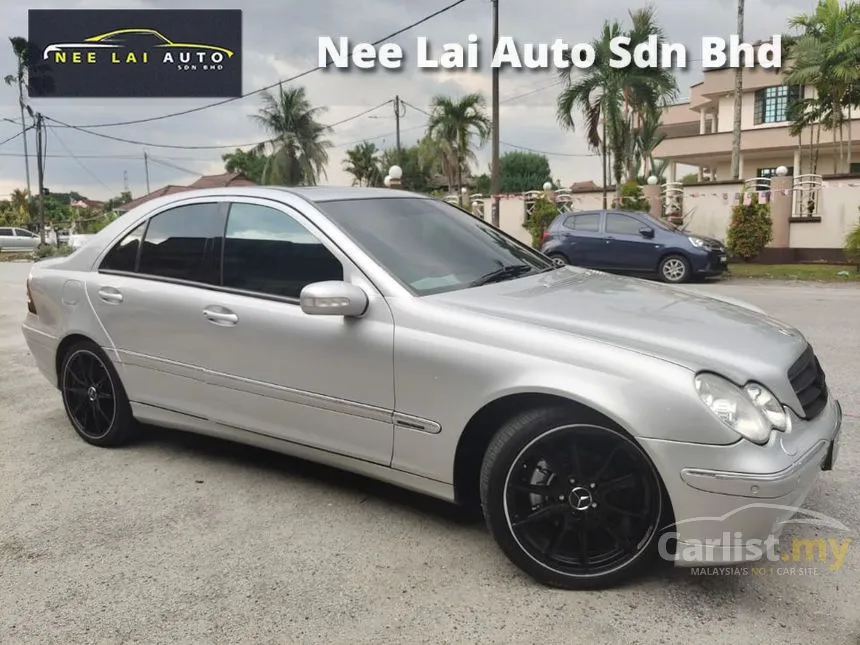 2000 Mercedes-Benz C200 Sedan
