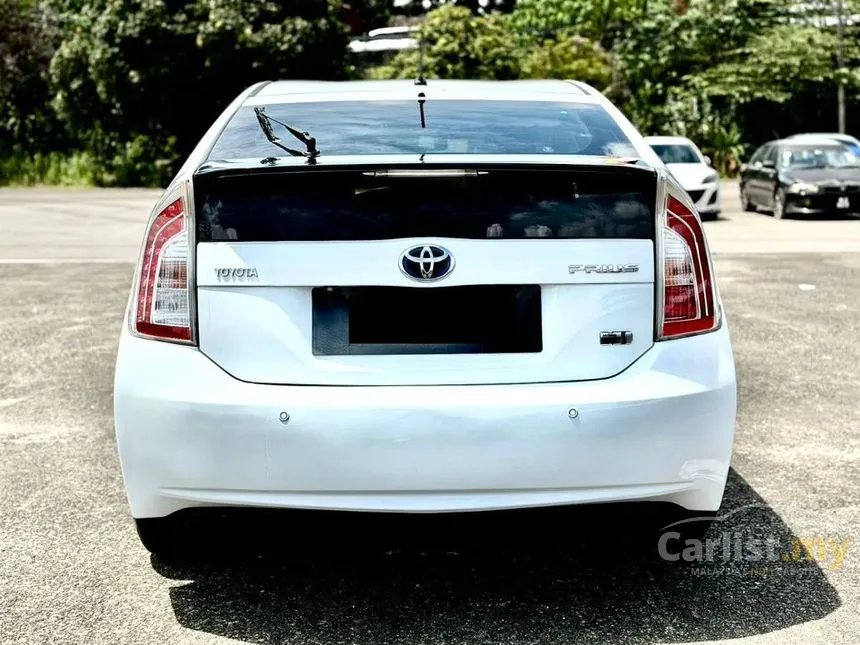2012 Toyota Prius Luxury Hatchback