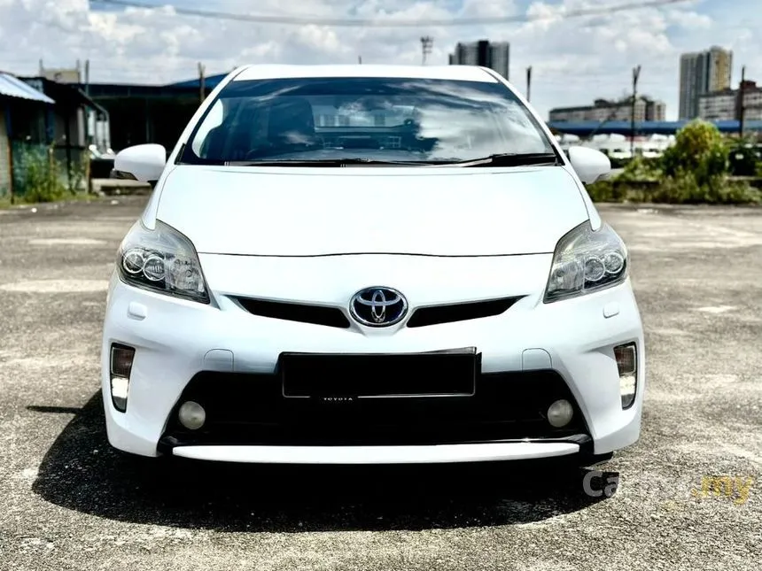 2012 Toyota Prius Luxury Hatchback
