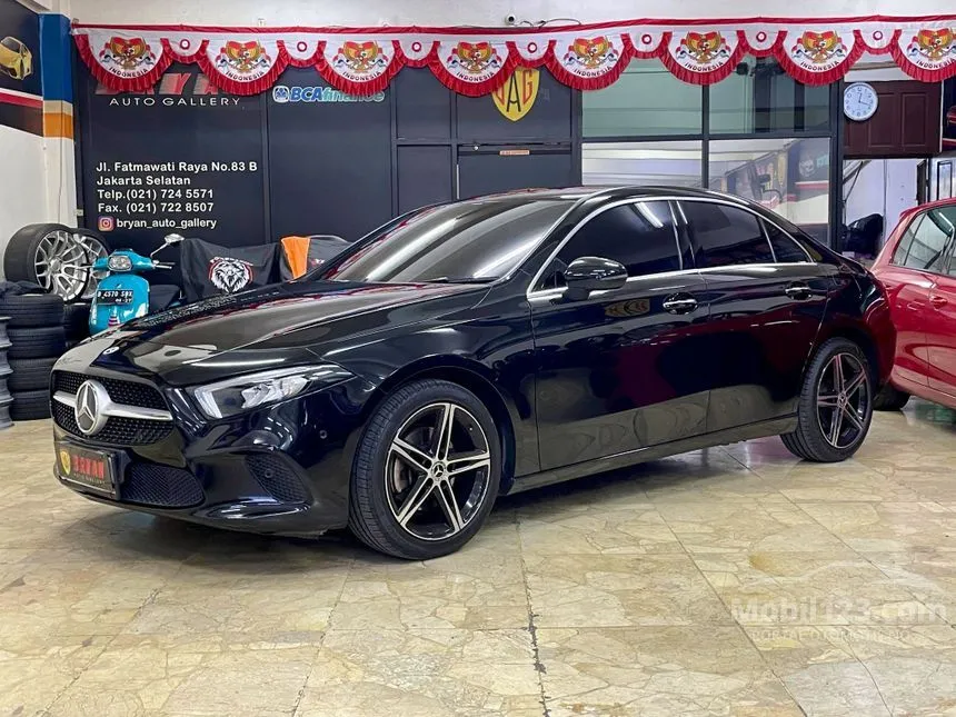 2022 Mercedes-Benz A200 progressive line Sedan