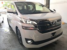 2015 Toyota Vellfire 2.5 V Spec 7 Seat Power Boot 2 Power Door