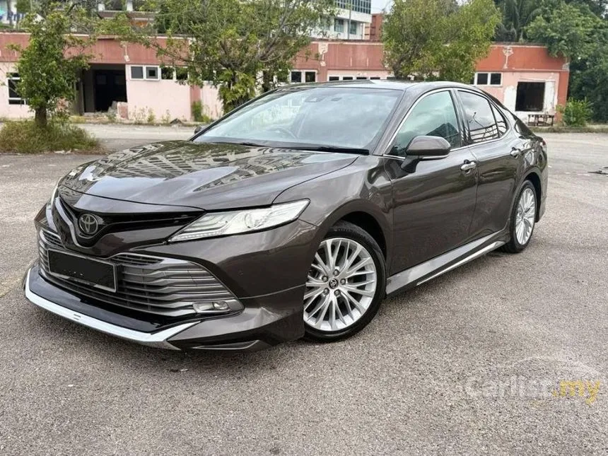 2019 Toyota Camry V Sedan