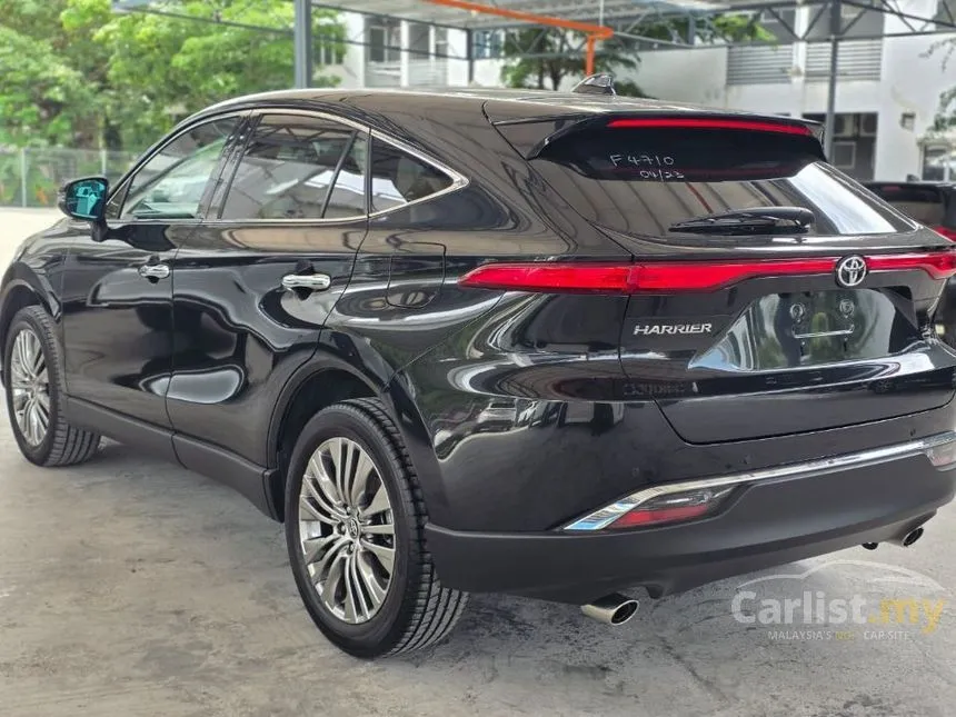 2023 Toyota Harrier Luxury SUV