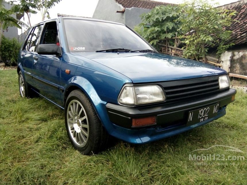 Jual Mobil  Toyota  Starlet  1987 1 0 di Jawa  Timur  Manual 