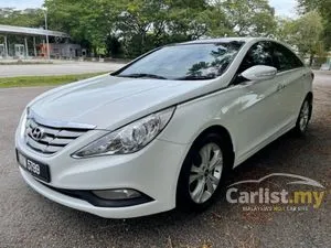 Hyundai Sonata 2.0 Executive Plus Sedan (A) 2012 1 Lady Owner Only Panoramic Sunroof Pearl White TipTop Condition View to Confirm