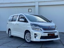 2014 Toyota Vellfire 2.4 ZG Van Wagon