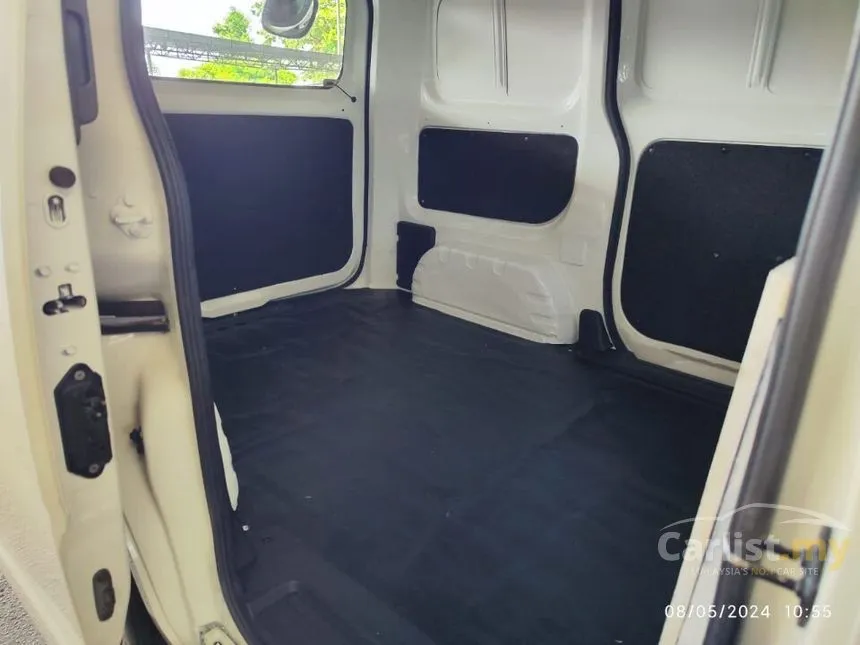 2016 Nissan NV200 Panel Van