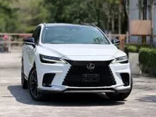 2023 Lexus RX 350 2.4 F Sport *MILEAGE 3000 KM ONLY***FREE 3M Crys + Coating + Polish + Service + 8 yrs Warranty // Pan.Roof / Red Interior