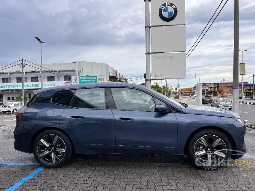 2025 BMW iX xDrive45 SUV
