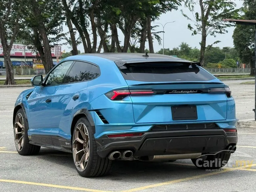 2023 Lamborghini Urus Performante SUV