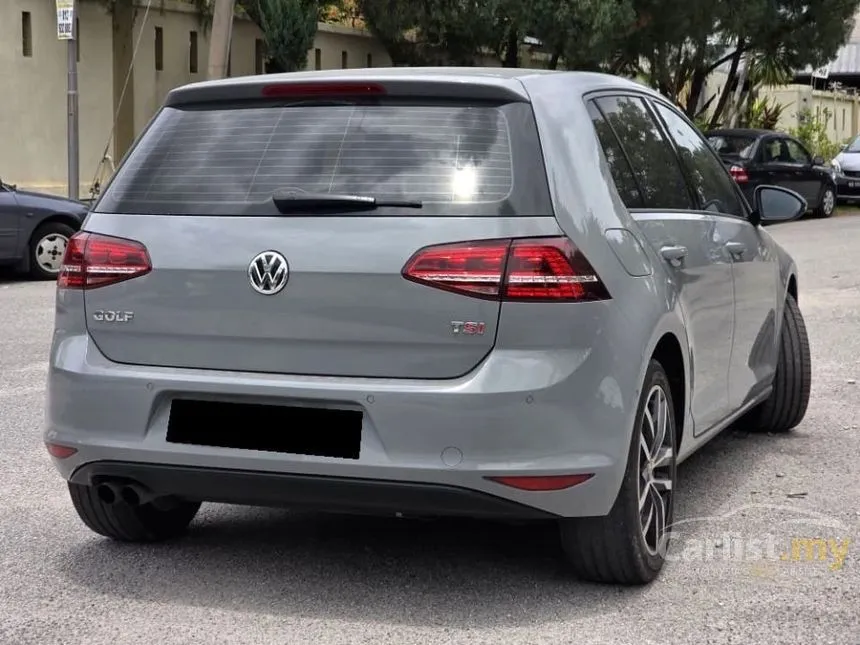 2017 Volkswagen Golf TSI Highline Hatchback