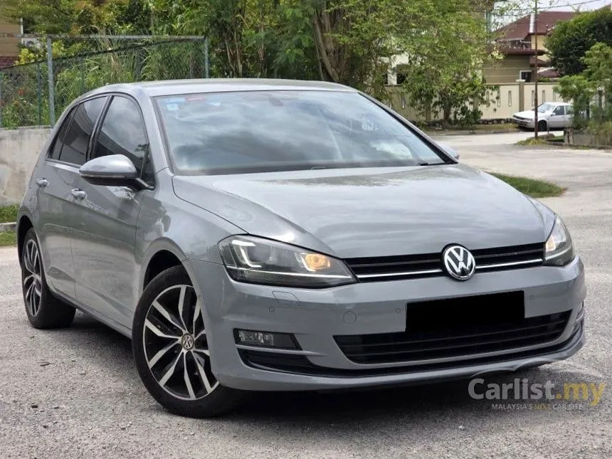 2017 Volkswagen Golf TSI Highline Hatchback